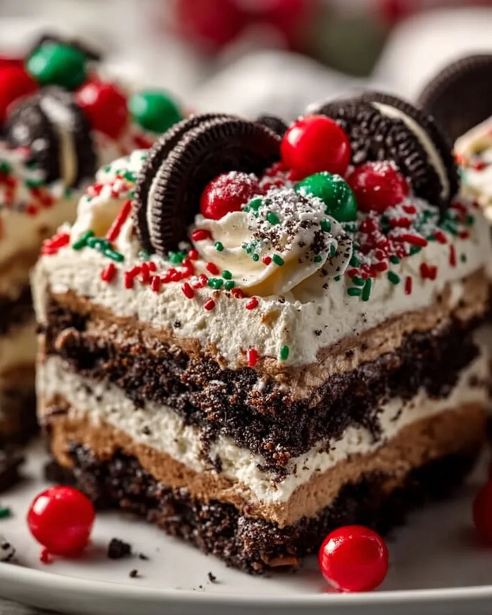 No Bake Christmas Oreo Lasagna